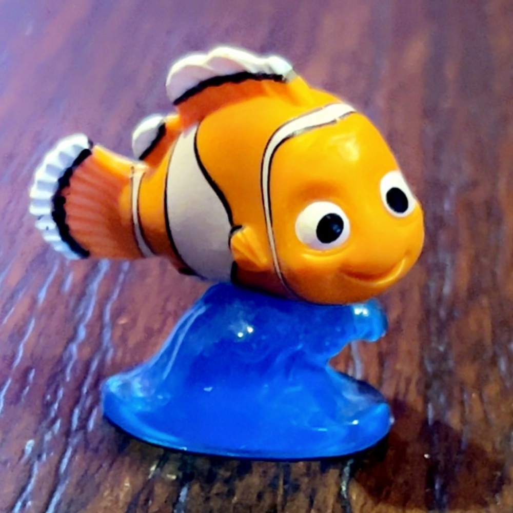 Disney Pixar Finding Nemo Micro Collection PVC Figure -  Nemo 2019 cake topper